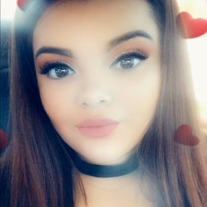 Meet your Posher, Tania